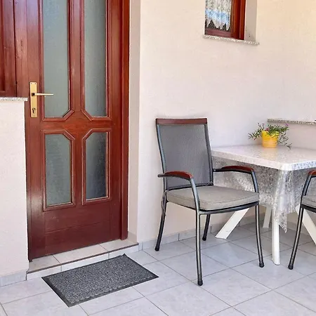 With Parking Space Biograd Na Moru, Biograd - 23751 アパート *