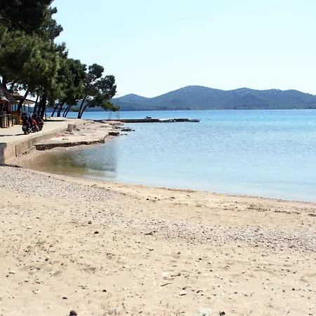 With Parking Space Biograd Na Moru, Biograd - 23751 アパート