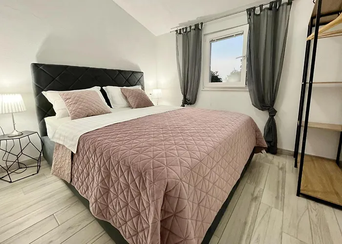With Parking Space Biograd Na Moru, Biograd - 23751 Биоград-на-Мору